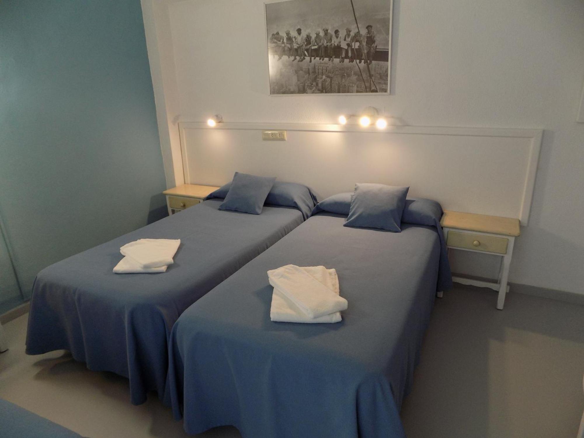 Hostal Villa Maruja El Arenal  Eksteriør billede