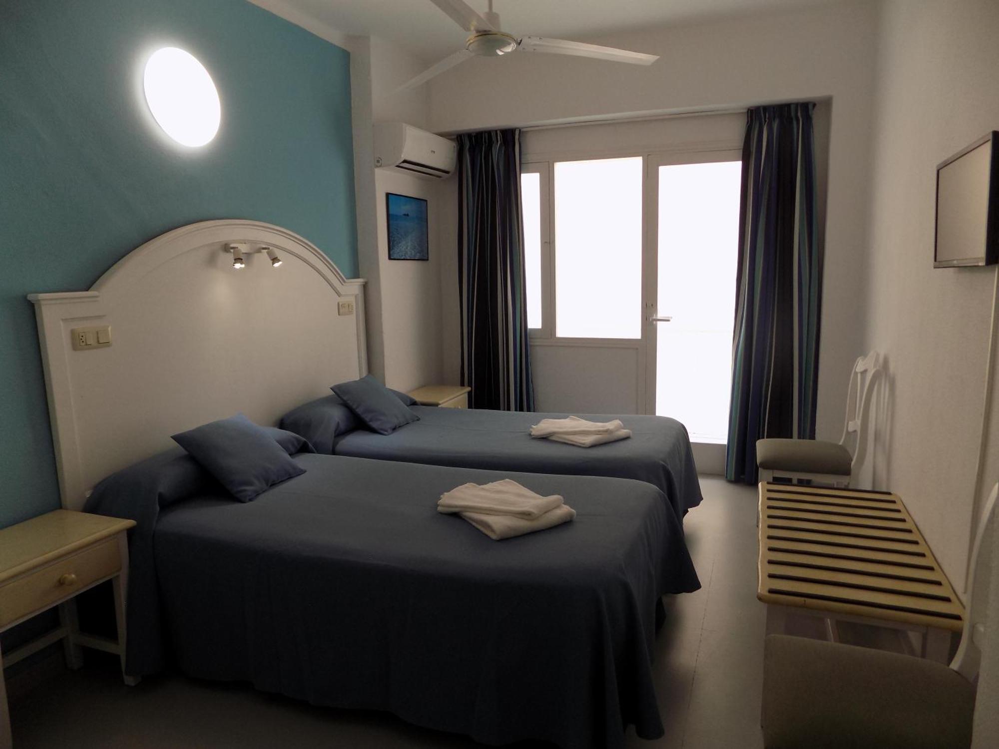 Hostal Villa Maruja El Arenal  Værelse billede